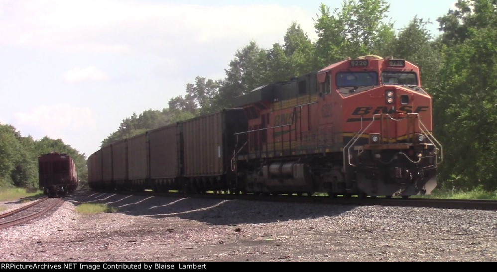 BNSF 6220